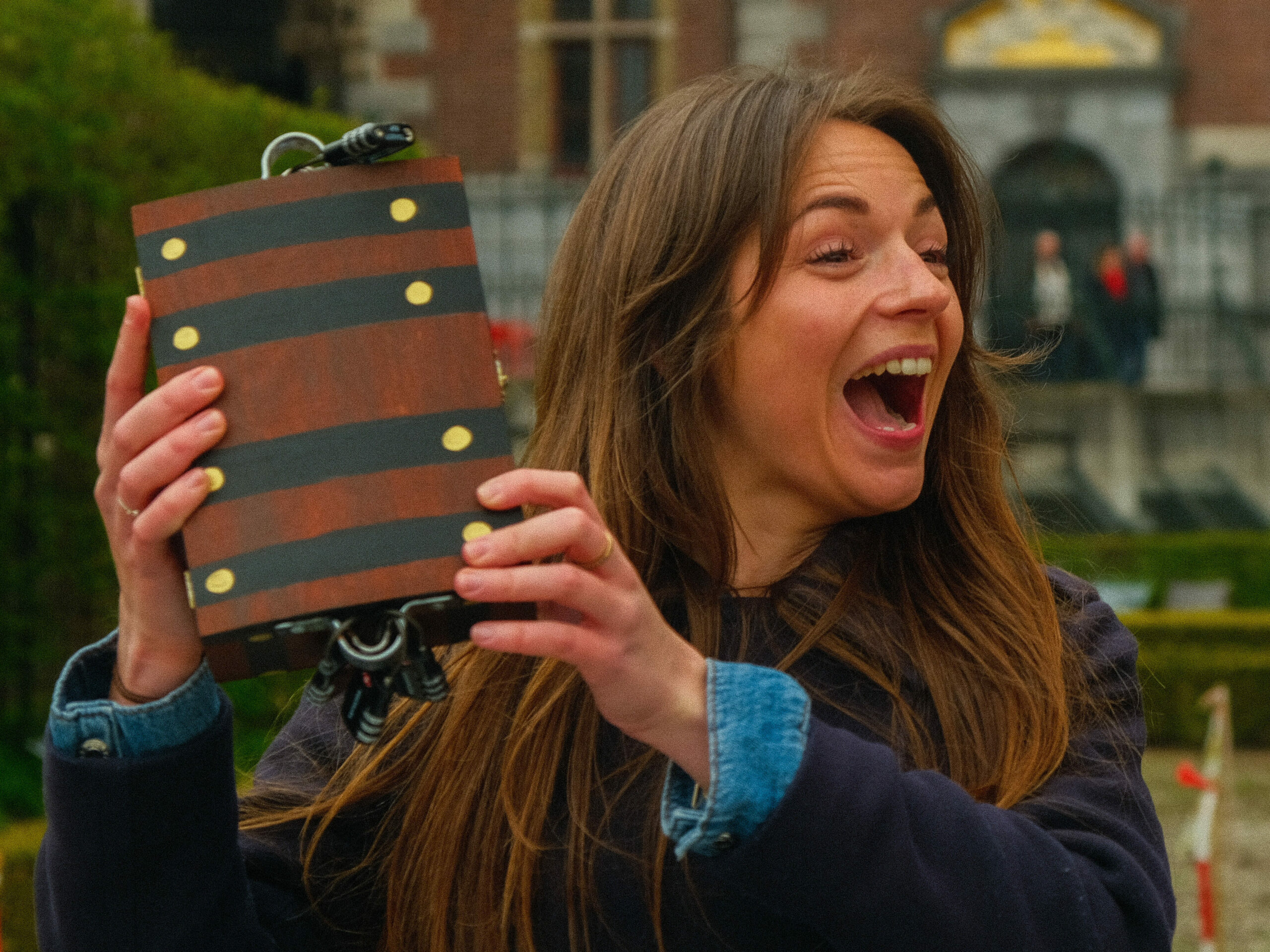 Someone holding treasure box during Amsterdam Treasure Hunt